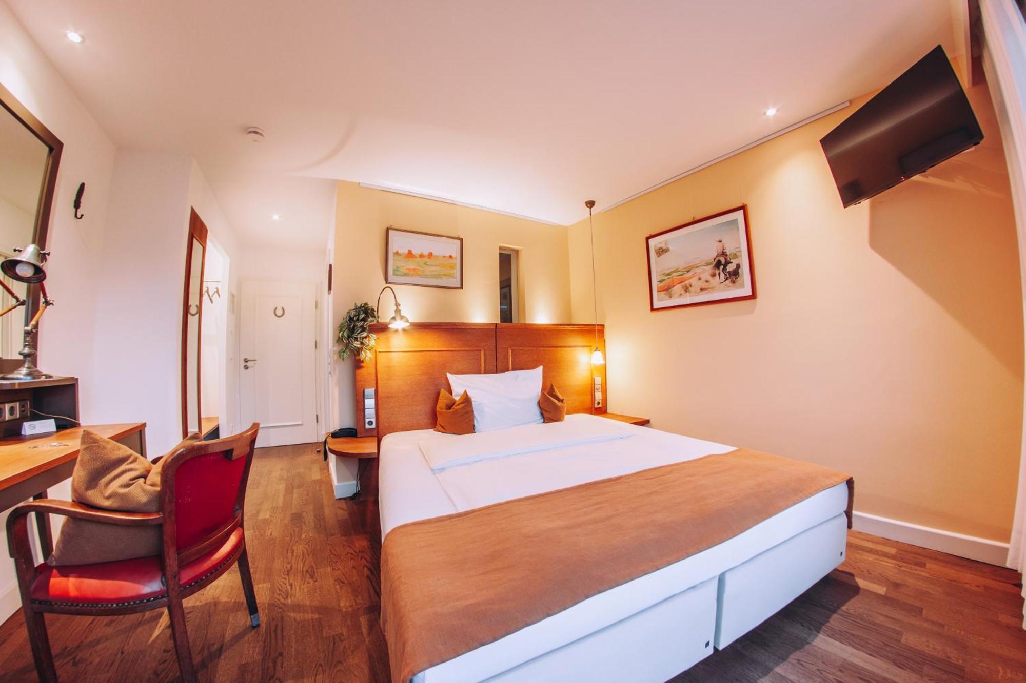 Hotel Zum Ochsen Oberstenfeld 外观 照片